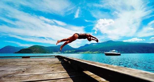 The wetsuit is a staple of scuba diving, but there is some freedom in not needing one. The wetsuit is a staple of scuba diving, but there is some freedom in not needing one.